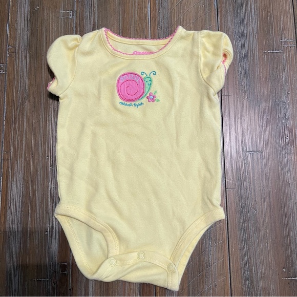OshKosh B'gosh Other - ✨4/$6✨ Baby girl oshkosh onesie